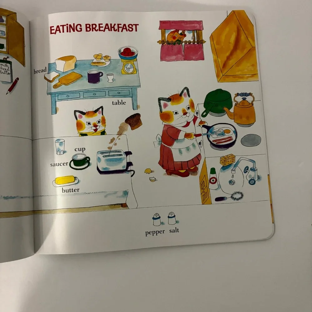 Richard Scarry's 100 First Words Busytown Board Book Children's Learning Book